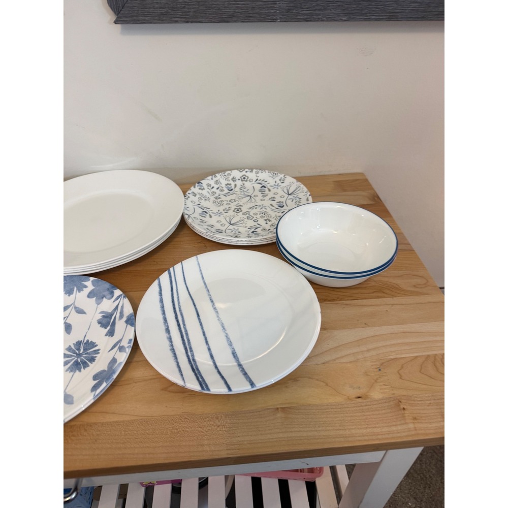 Mixed Corelle Vitrelle Blue & White Dinnerware Set 24pc Floral Stripe Pattern - Picture 4 of 15